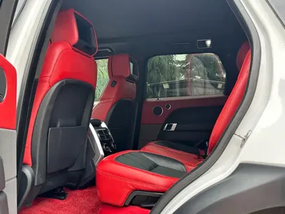 Land Rover Sport