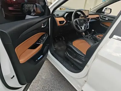 Wuling Hongguang S3