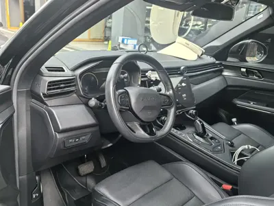 Lynk & Co 01 EM-P