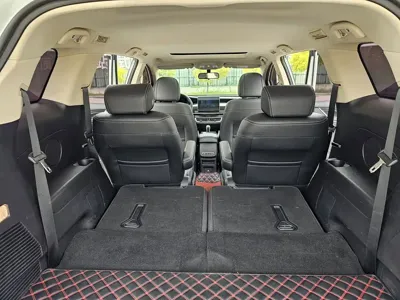 BYD MAX