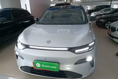 Leapmotor C11