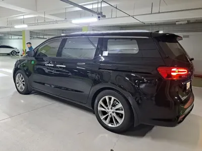 Kia Canival