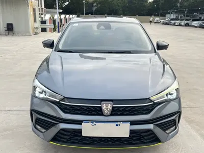 Roewe i5
