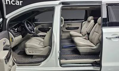 Kia Canival