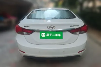 Hyundai Elantra (5th Generation