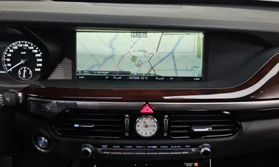 Genesis EQ900