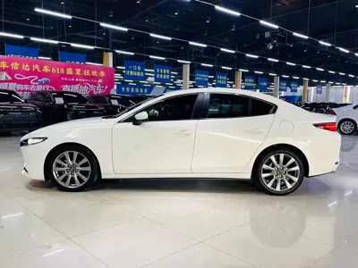 Mazda 3 Axela