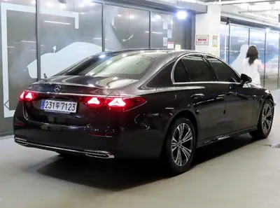Mercedes-Benz E-Class