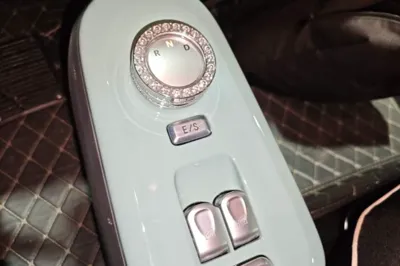 CHANGAN NEVO Lumin