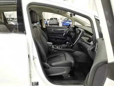 BYD MAX