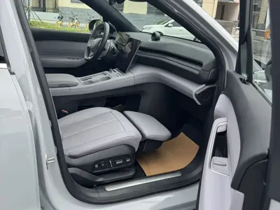 Nio EC6