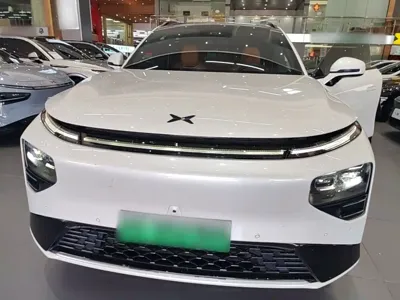 Xpeng G9