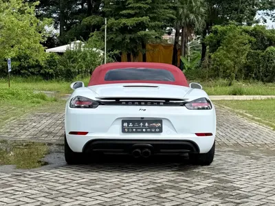 Porsche 718