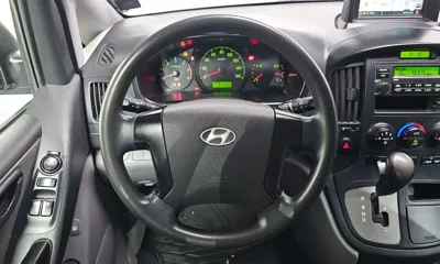 Hyundai Starex