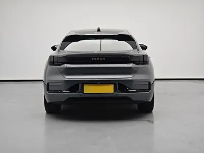 Zeekr 001