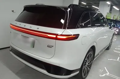 Xpeng G9