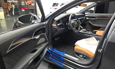 Audi S8