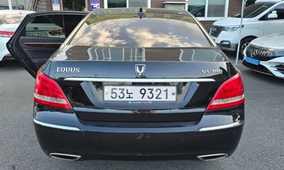 Hyundai Equus