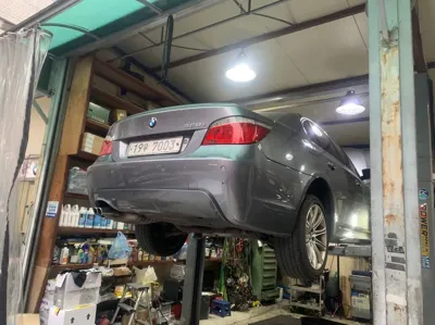 BMW 5-Series