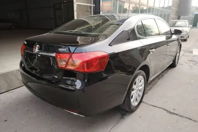 Roewe 950