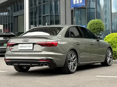 Audi S4