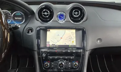 Jaguar XJ