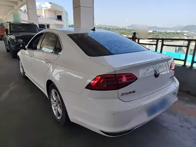 Volkswagen Lamando