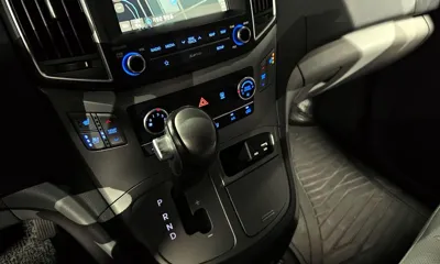 Hyundai Starex