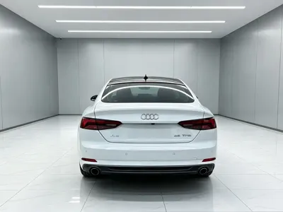 Audi A5 (Import)
