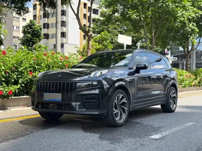 Lynk & Co 09