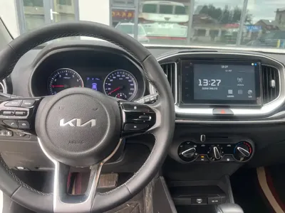 Kia KX1