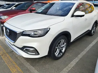 MG HS