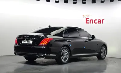 Genesis EQ900
