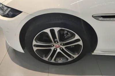 Jaguar XEL