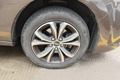 JAC Group Refine R3