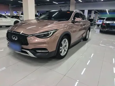 Infiniti QX30