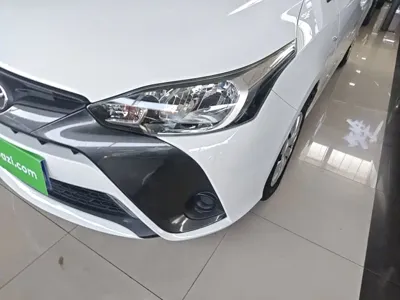 Toyota Yaris L