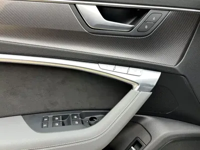 Audi A7L