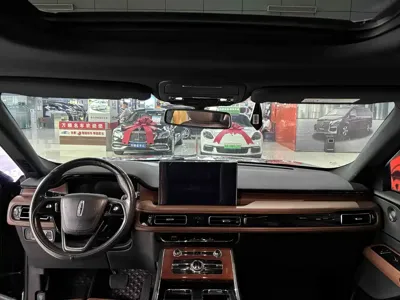 Lincoln Aviator
