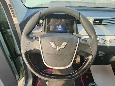 Wuling MINIEV