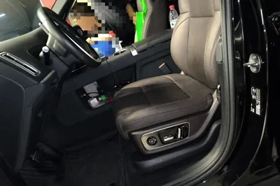 Li Auto L8