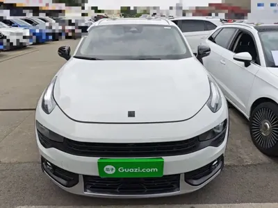 Lynk & Co 02
