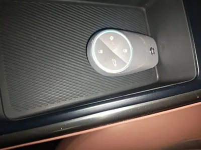 Nio EC6