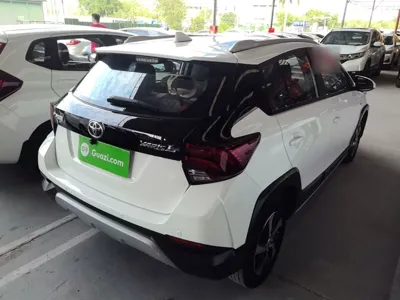 Toyota YARiS L Zhi Xuan