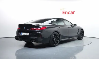 BMW M8