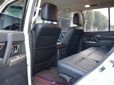 Mitsubishi Pajero (Import)