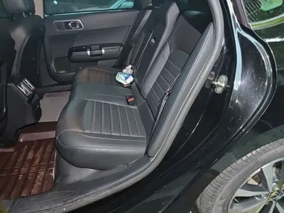 Citroen C6