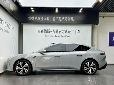 Nio ET5