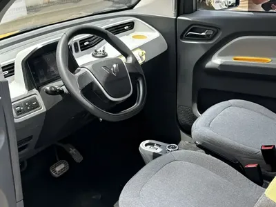 Wuling MINIEV
