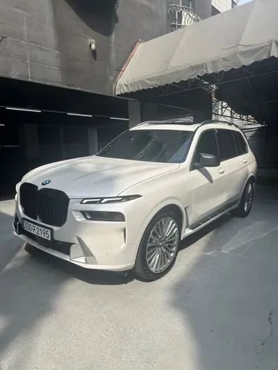 BMW X7